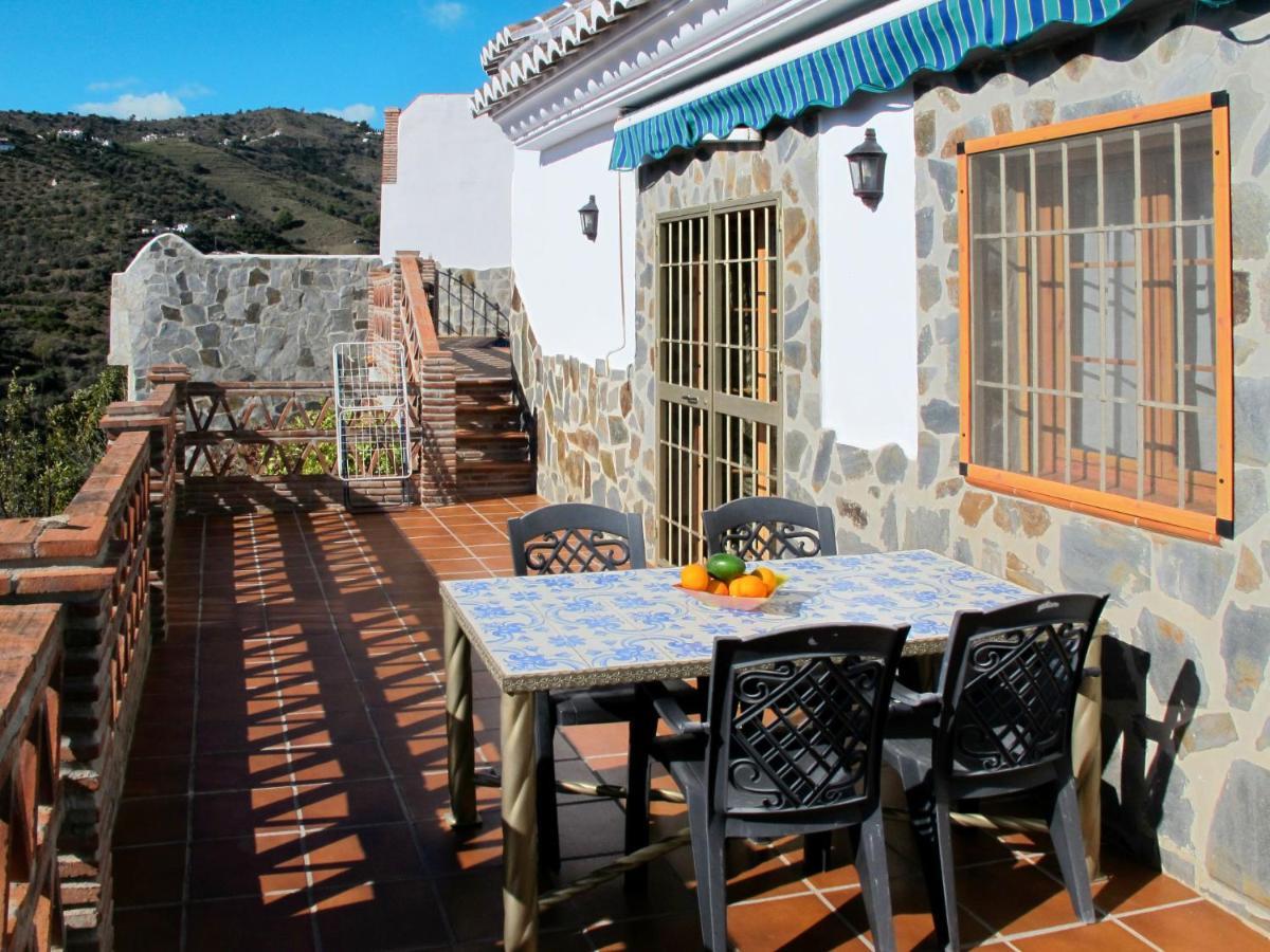 Holiday Home Tres Palmeras - Frg131 By Interhome Frigiliana Bagian luar foto