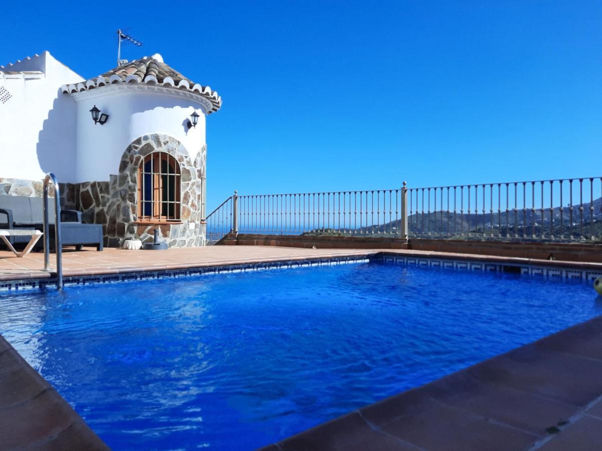 Holiday Home Tres Palmeras - Frg131 By Interhome Frigiliana Bagian luar foto