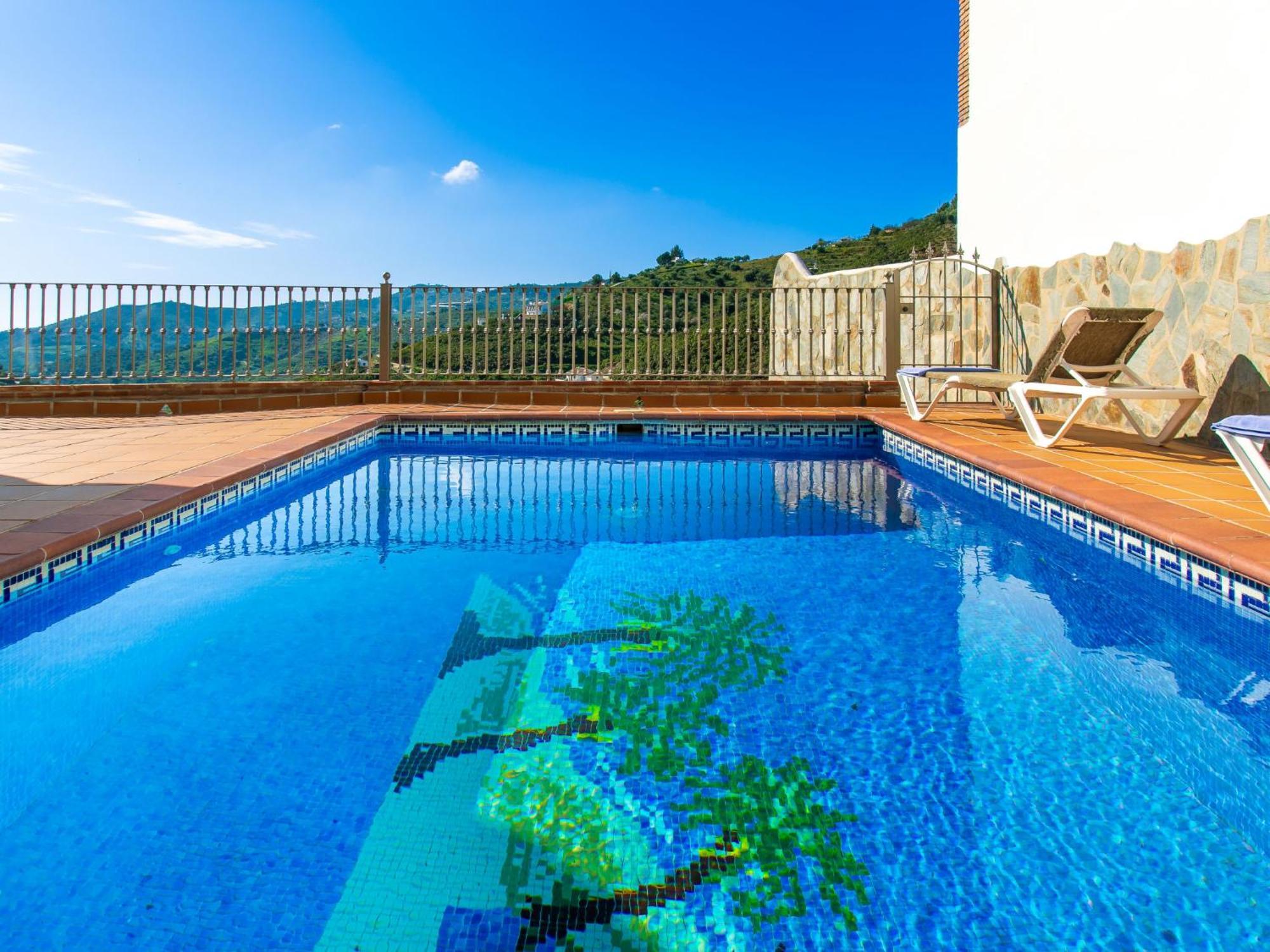 Holiday Home Tres Palmeras - Frg131 By Interhome Frigiliana Bagian luar foto